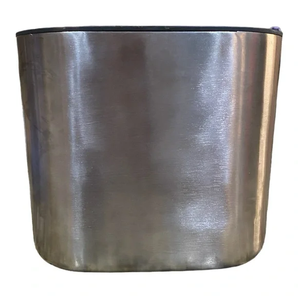 Joseph Joseph bread bin/box 12” x 8” x 7” stainless steel with bamboo lid. EUC - Picture 4 of 7